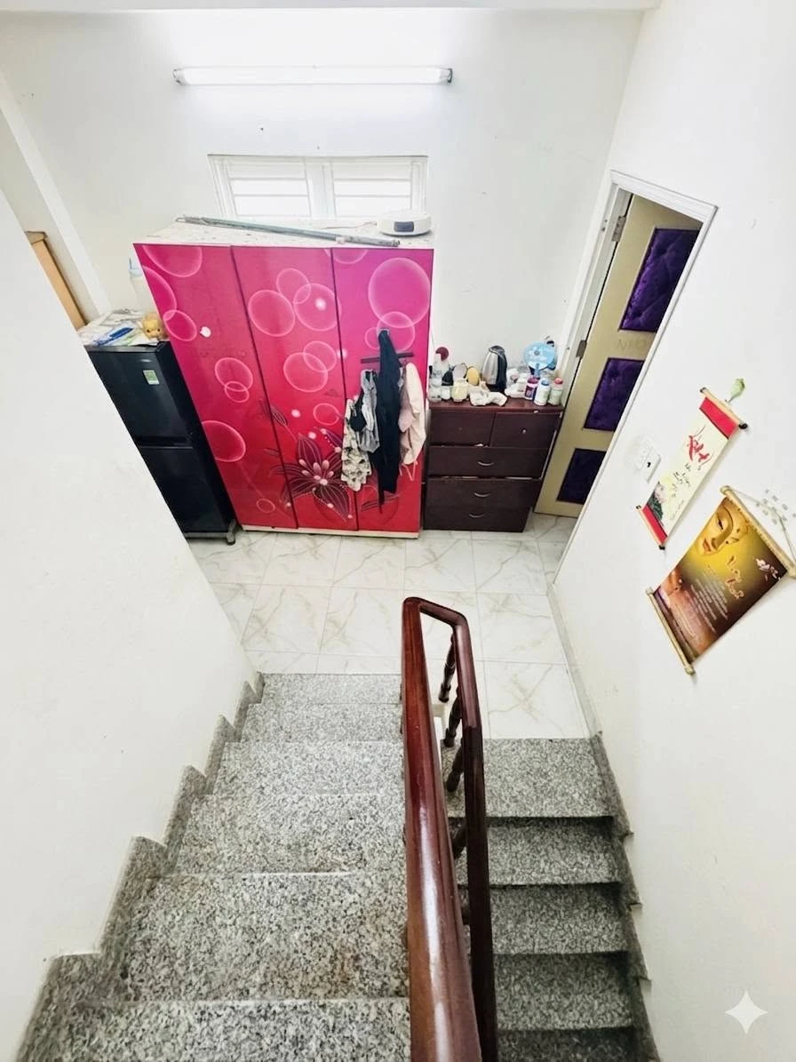 Bán nhà hẻm thông đường Bà Hạt, Quận 10, 37m², 4 tầng BTCT, 3PN 4WC, 6 tỷ - Ảnh thu nhỏ 3