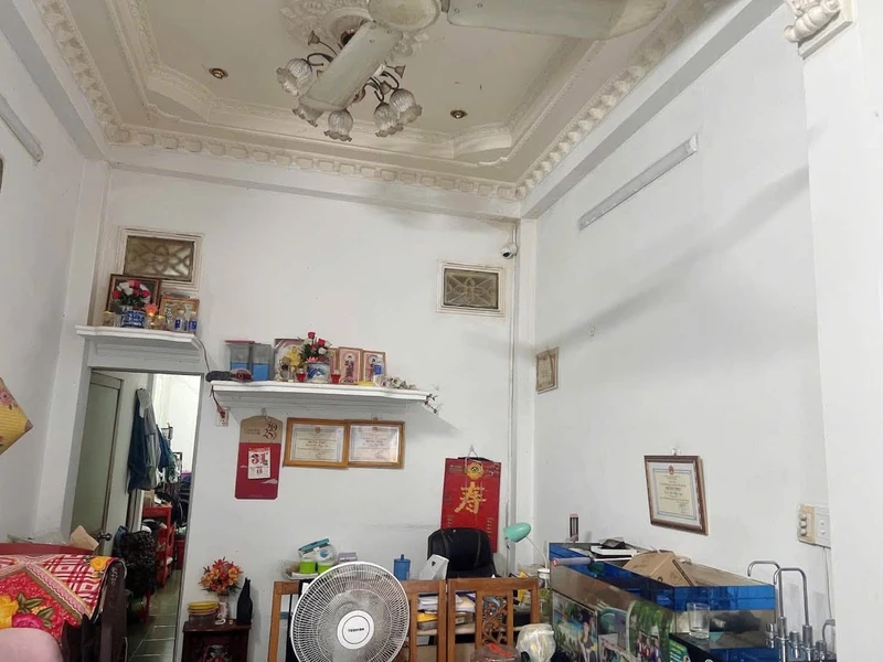 Bán nhà 3 tầng 3PN mặt tiền Điện Biên Phủ Nha Trang 67,5m2 pico