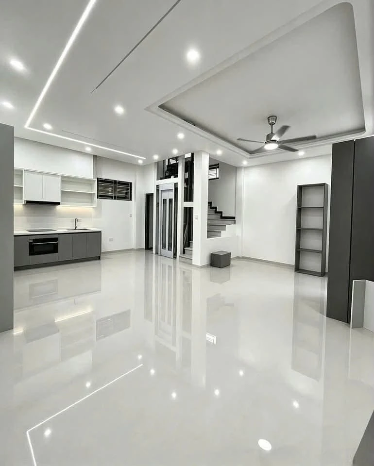 Nhà bán 4 tầng 60m² Chợ Hàng Quận 1 giá 6 tỷ - Ảnh thu nhỏ 4
