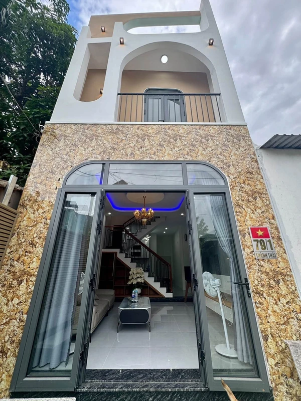 Bán nhà 2 tầng 41m2 Thành Thái Quy Nhơn 2,85 tỷ