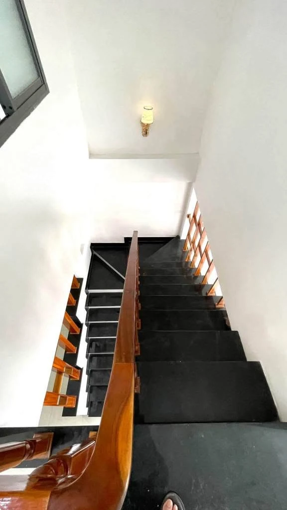 Bán nhà 2 tầng mặt tiền đường 1/5, TP Quy Nhơn, 40,4m2, 2 phòng ngủ, giá 2,6 tỷ - Ảnh thu nhỏ 5
