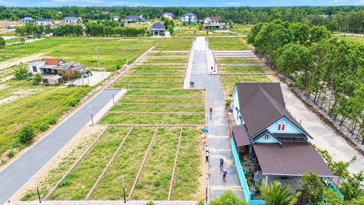 'BÁN GẤP' 144M2 MT6M 300TR ĐƯỜNG 3 OTO TRÁNH XÃ NAM CỬA VIỆT QUẢNG TRỊ - Ảnh thu nhỏ 3