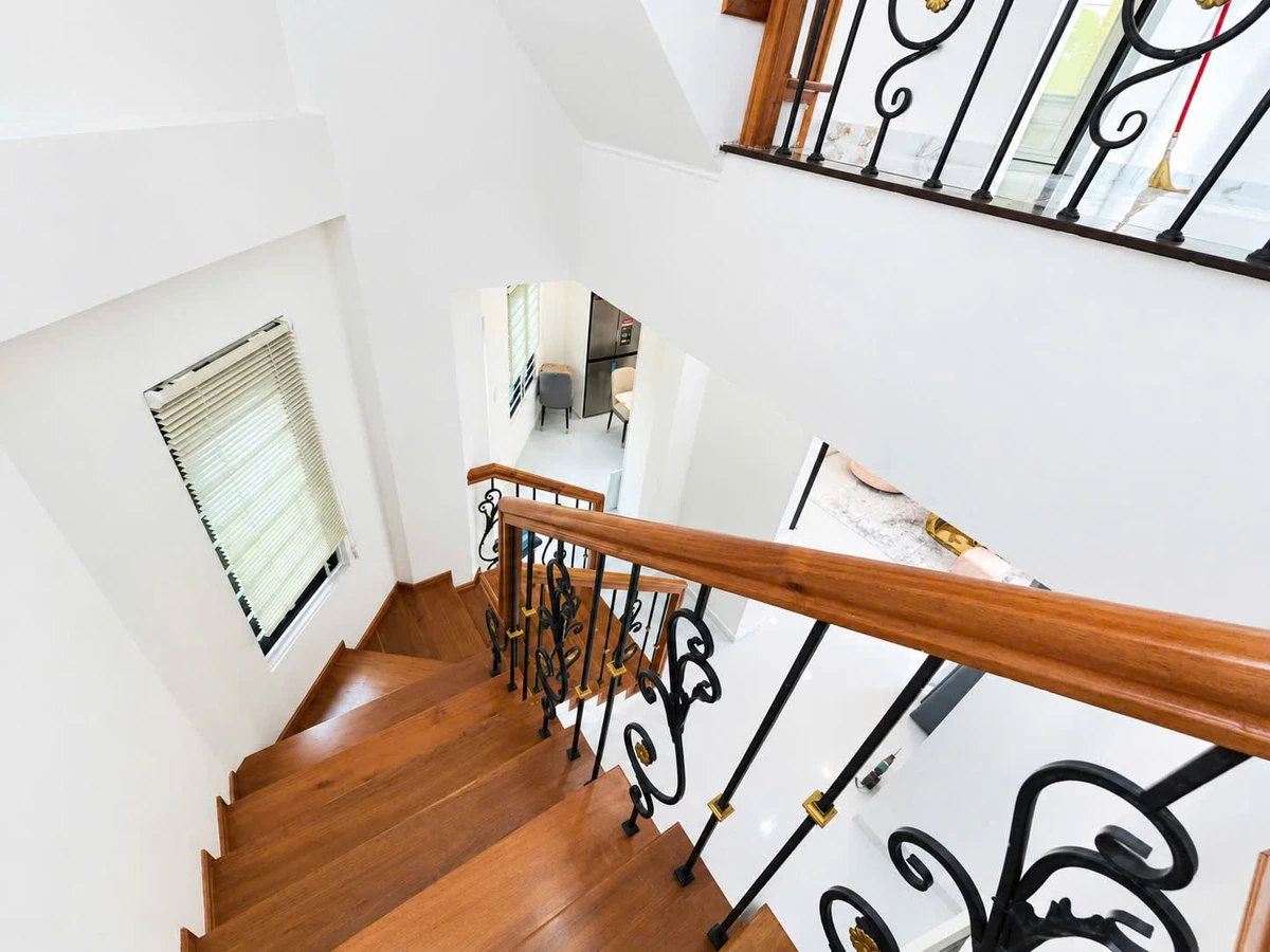 Bán nhà 3 tầng tân cổ điển, 4PN, 200m2 Lê Ngô Cát, 4.1 tỷ - Ảnh thu nhỏ 4