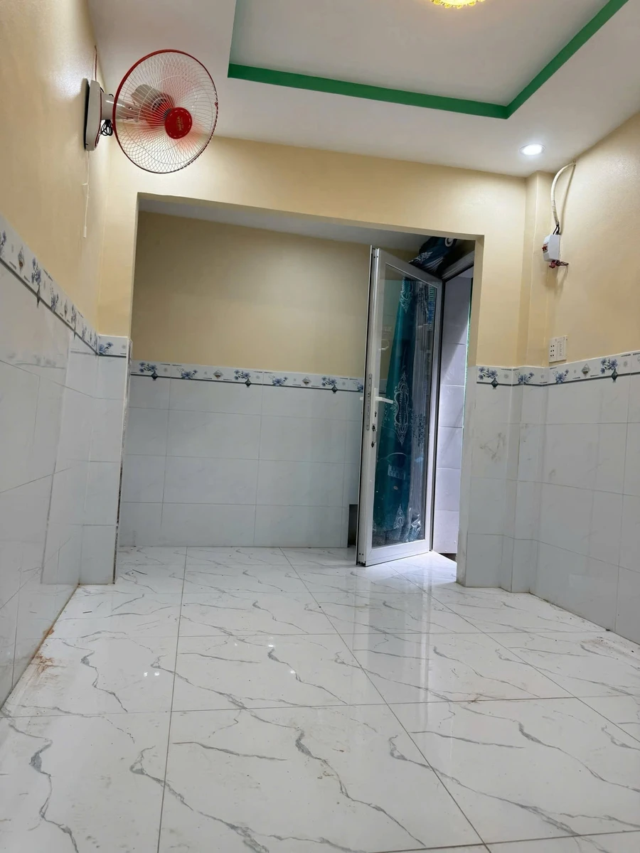 Bán nhà 3 tầng mới 2PN hẻm Tân Hòa Đông, Quận 6, giá 2,1 tỷ - Ảnh thu nhỏ 2