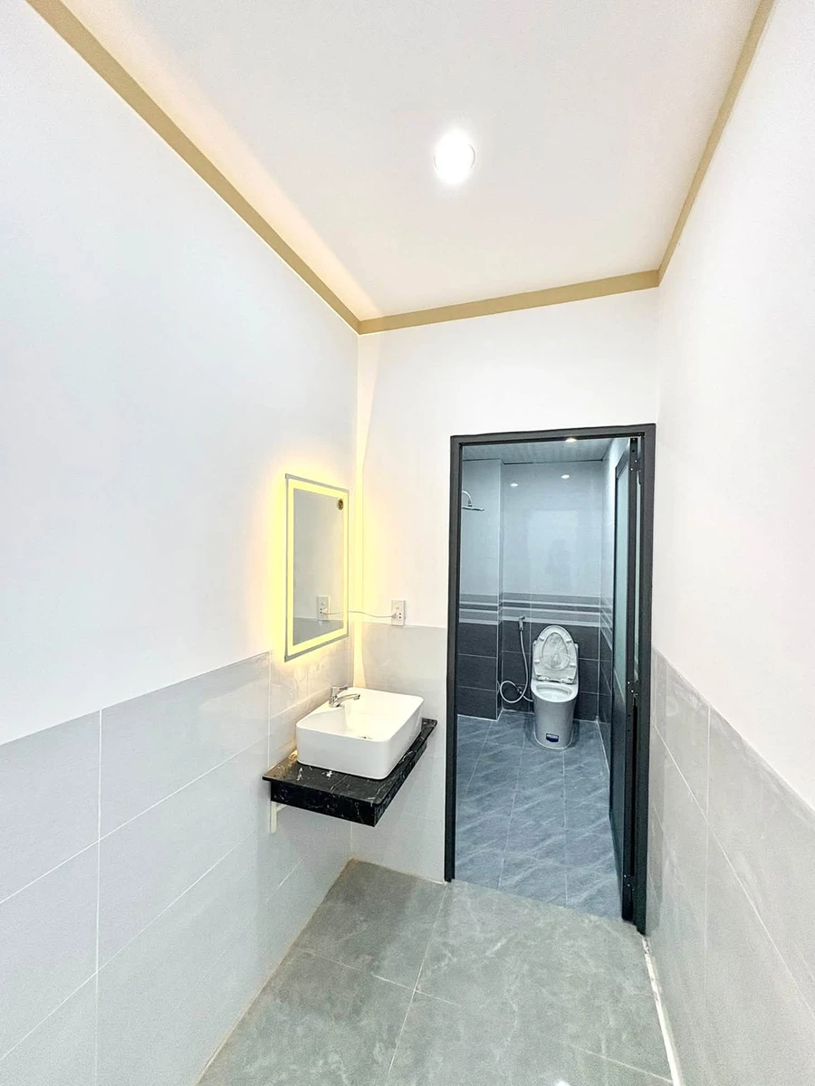 Bán nhà gác lửng 5x17m 3PN 2WC Hương Lộ 6, giá hơn 1 tỷ - Ảnh thu nhỏ 5