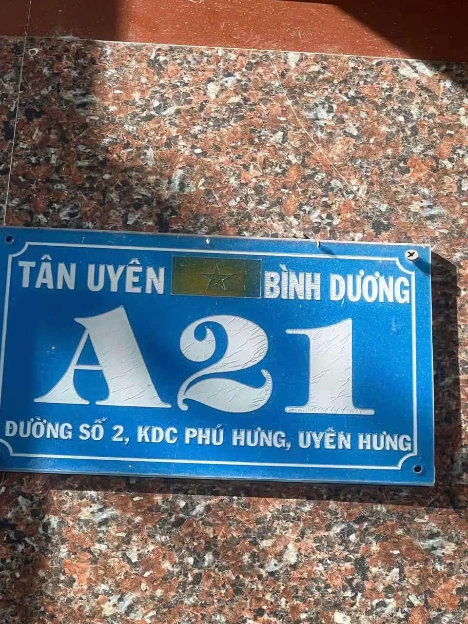 Bán nhà 2 tầng 73.5m² Tân Uyên Bình Dương 2.1 tỷ - Ảnh 1