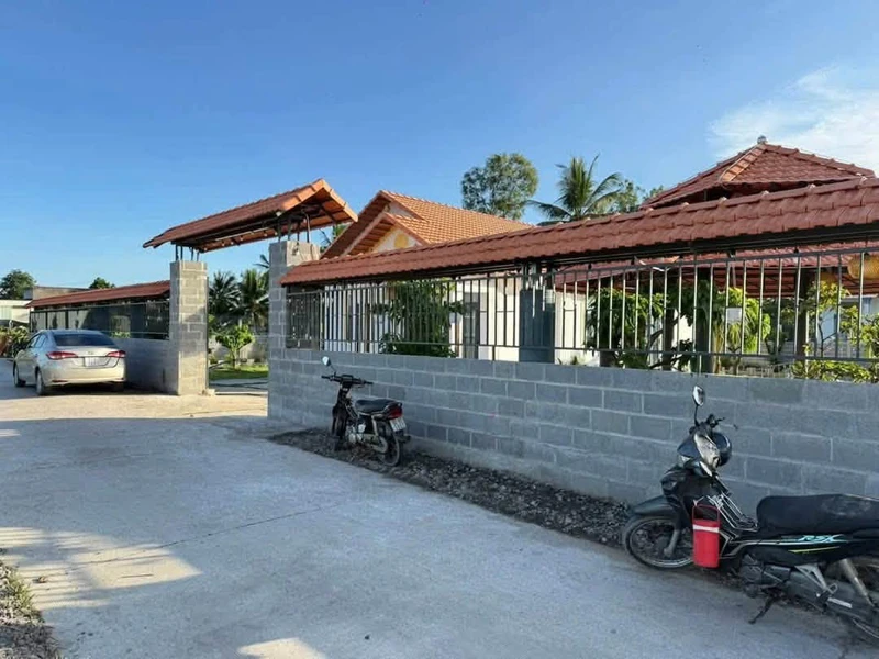 Nhà vườn 1000m2 giá 4 tỷ 2 Xã Phú Ngãi Trị