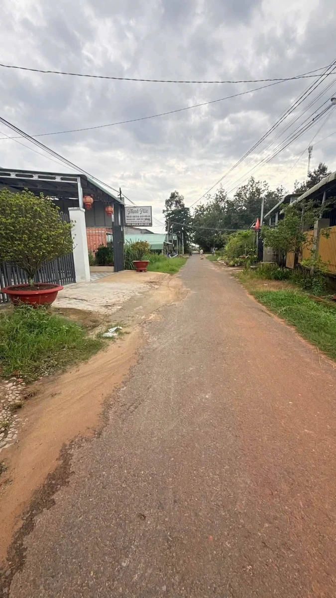 Bán nhà 2 phòng ngủ, 200m2, giá 750 triệu tại Tân Phong, Tân Biên, Tây Ninh - Ảnh thu nhỏ 3