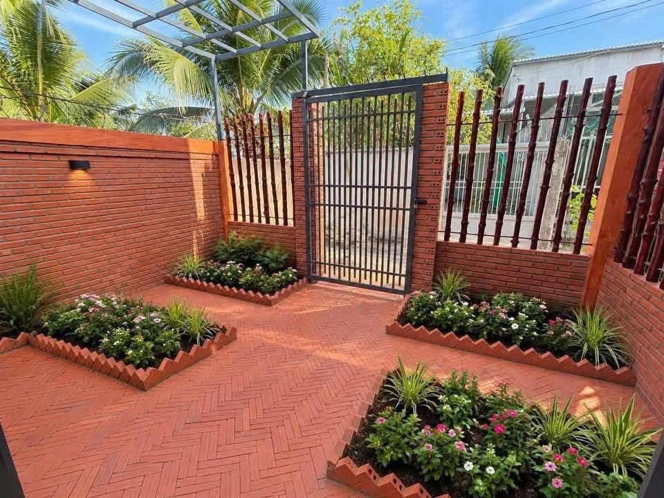 Bán nhà mới 2 mặt tiền 100m² Bến Tre 890 triệu - Ảnh 1