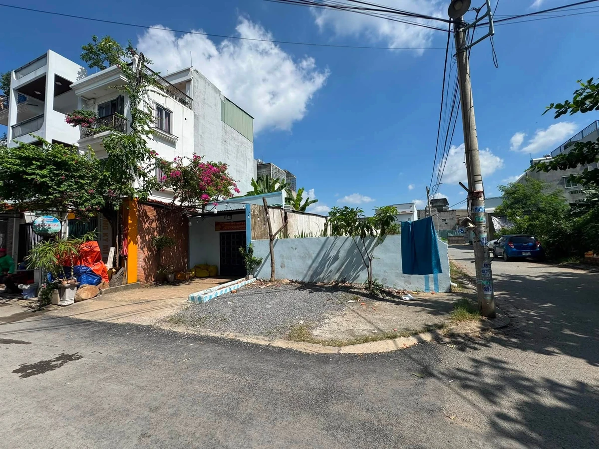 Bán đất Quận 9 960m2, 42 tỷ, phân lô được 10 lô - Ảnh thu nhỏ 4