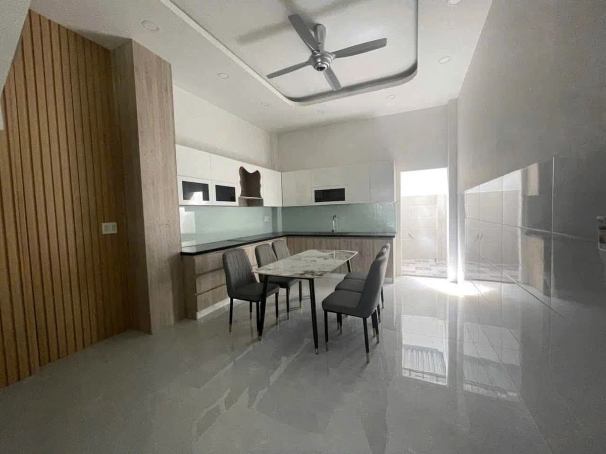 Bán nhà 4 tầng 65m2, 5PN 6WC, đường 8m, Bình Chiểu, Thủ Đức - 5,5 tỷ - Ảnh thu nhỏ 4