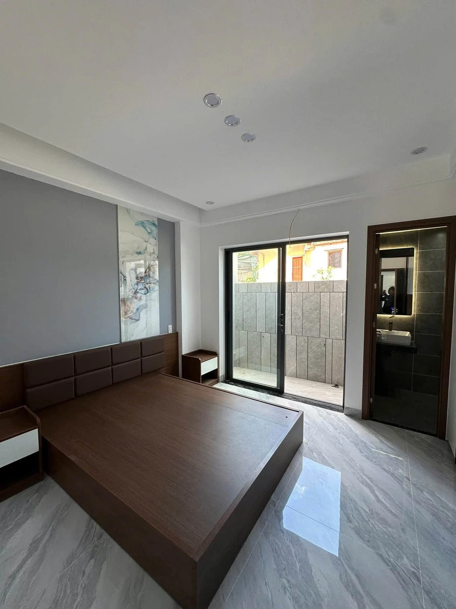 Bán nhà 2 tầng sân vườn 102.9m2 Vũ Ngọc Phan Huế - Ảnh 1
