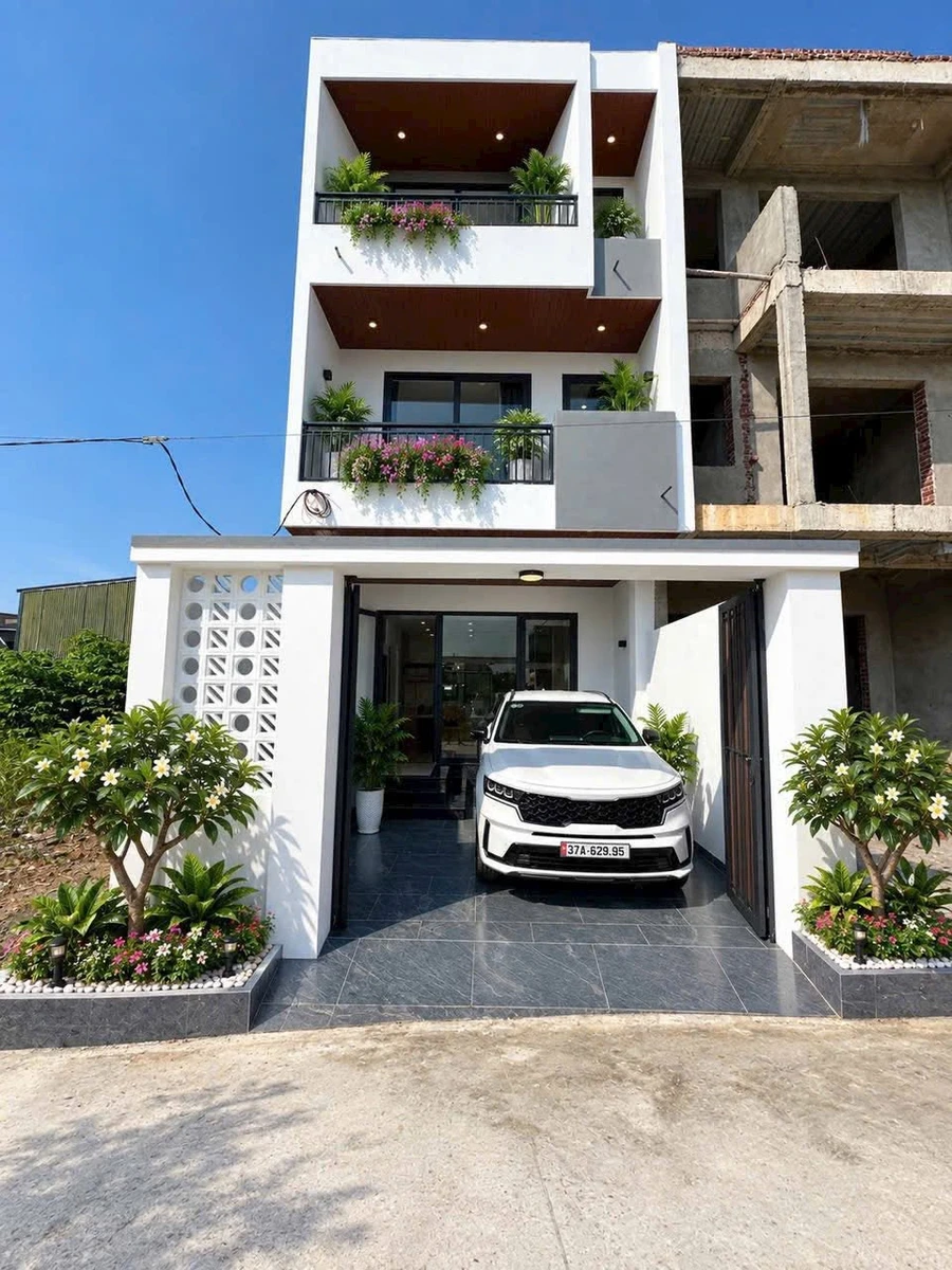 Bán nhà 3 tầng 67m² mặt tiền 5m Hóc Môn 3,85 tỷ - Ảnh thu nhỏ 2