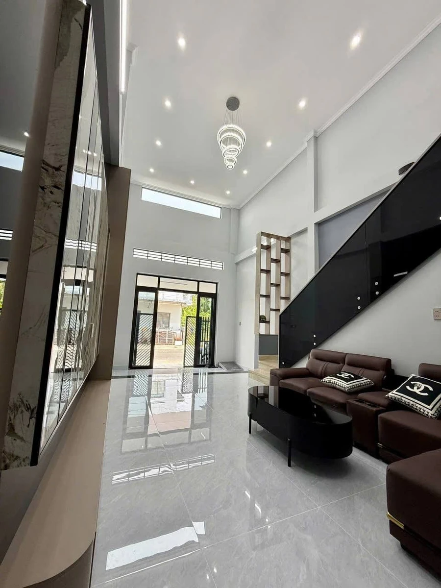 Bán nhà phố 1 trệt 1 lửng 4,5x24m, 3PN, đường Ngọc Hân Công Chúa, KDC Vĩnh Quang, Rạch Giá - Ảnh thu nhỏ 4