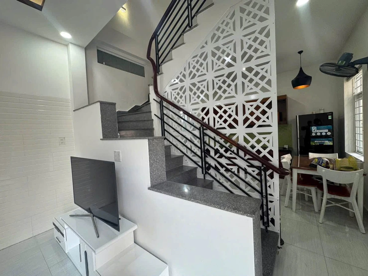 Bán nhà 3 tầng Nha Trang 50m² 8,4 tỷ - Ảnh thu nhỏ 3