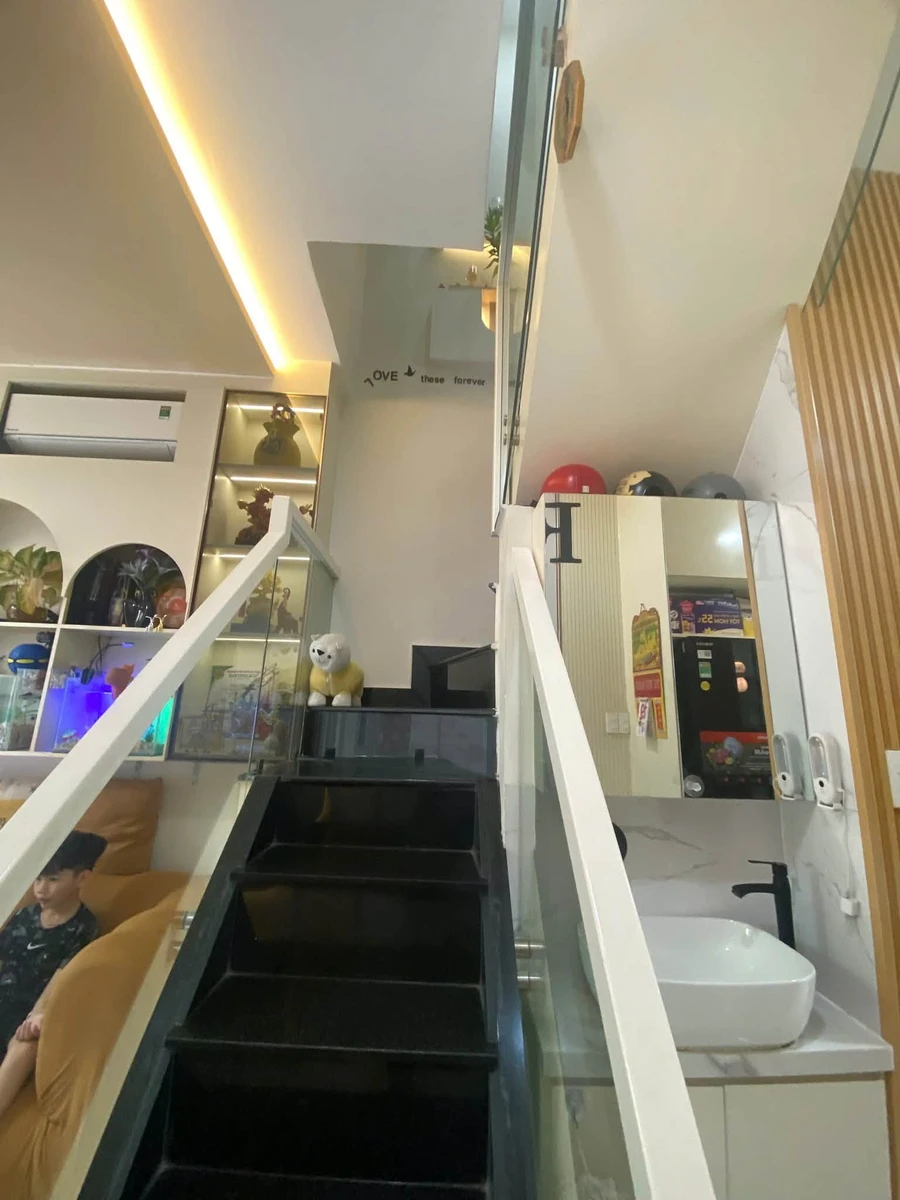 Bán nhà hẻm 4m Lê Hồng Phong, 2 tầng 2PN, 28m2, giá 5 tỷ - Ảnh thu nhỏ 4