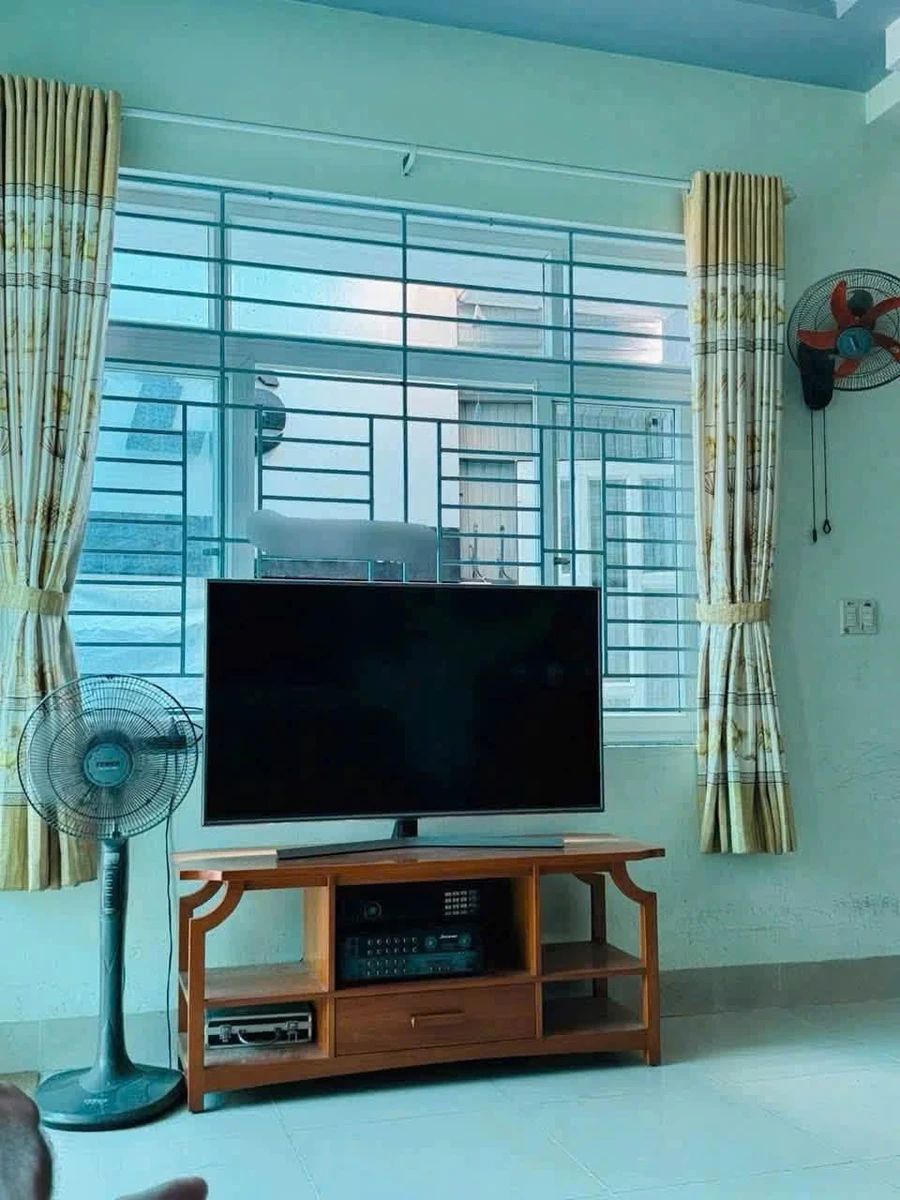 Bán nhà 1 trệt 1 lầu 130m² 3PN Bình Thuận - Ảnh thu nhỏ 4