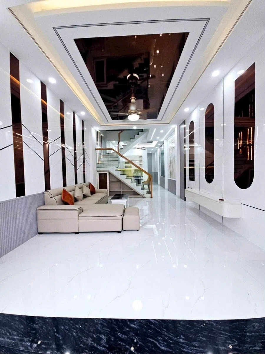 Bán nhà 1 trệt 2 lầu 100m² Đông Hòa 6.85 tỷ - Ảnh thu nhỏ 2