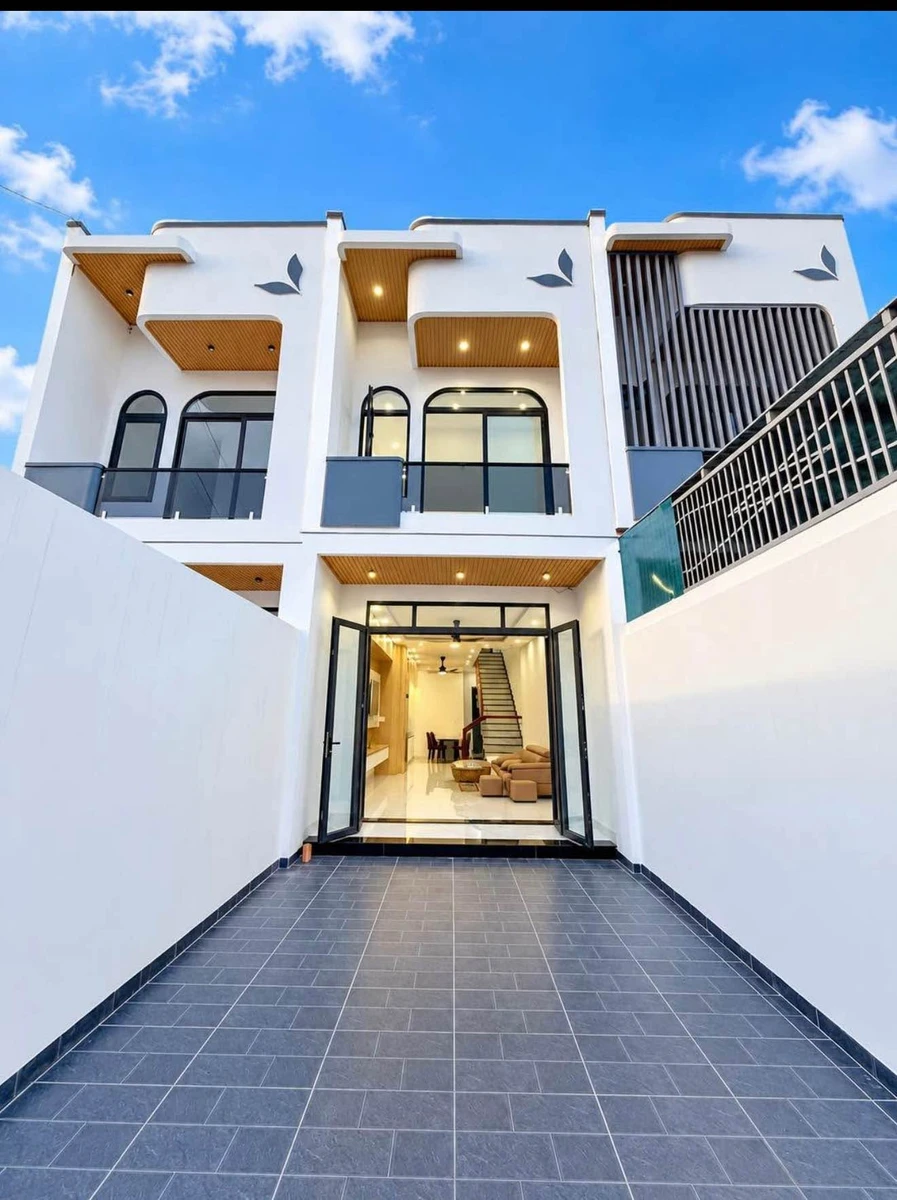 Bán nhà mới 92m2, 3PN, 2WC, hẻm Y Wang, 2 tỷ - Ảnh 1