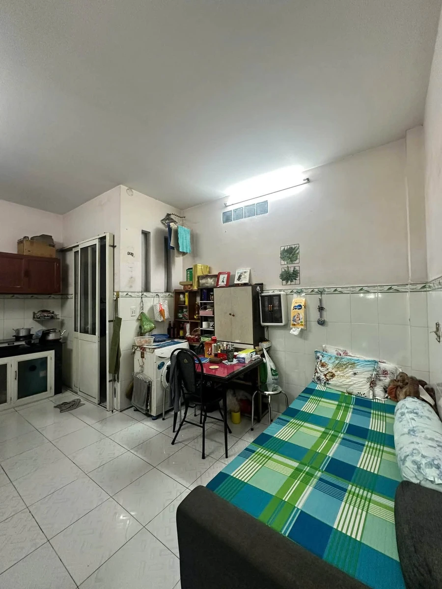 Bán nhà 1 trệt 1 lầu mặt tiền Trương Định, Tân Mai, Biên Hòa, 74m2, 7,9 tỷ - Ảnh thu nhỏ 3