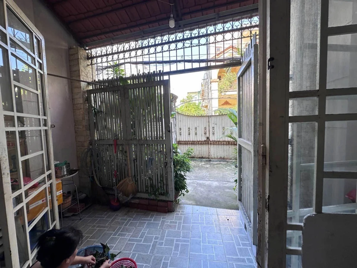 Bán nhà mặt tiền 4 tầng 50m² Quận 1, Sài Gòn 11 tỷ - Ảnh thu nhỏ 5