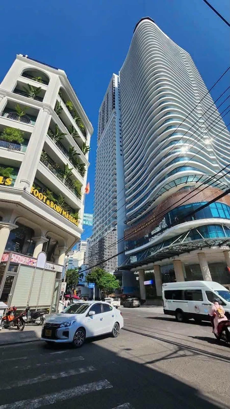 Bán nhà mặt tiền Tô Hiến Thành Nha Trang 68.7m² 28 tỷ