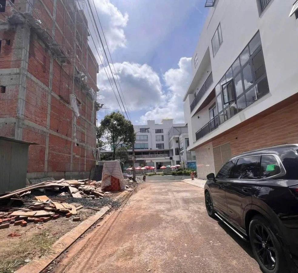 Bán đất tái định cư Lý Tự Trọng 72,5m² giá 5 tỷ 850 triệu - Ảnh thu nhỏ 2