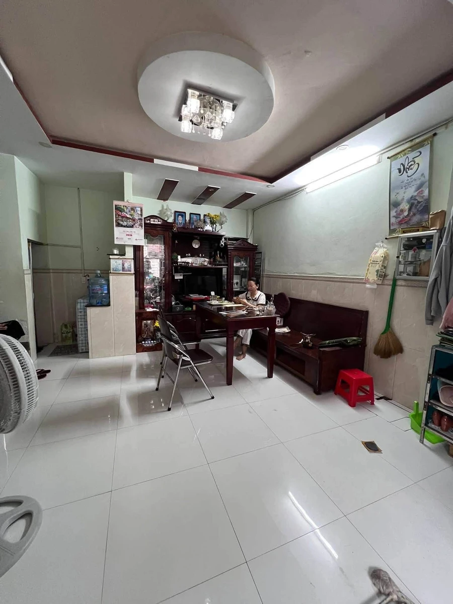 Nhà 1 trệt 1 lầu bán 1 tỷ 390 triệu Quận 12 - Ảnh 1
