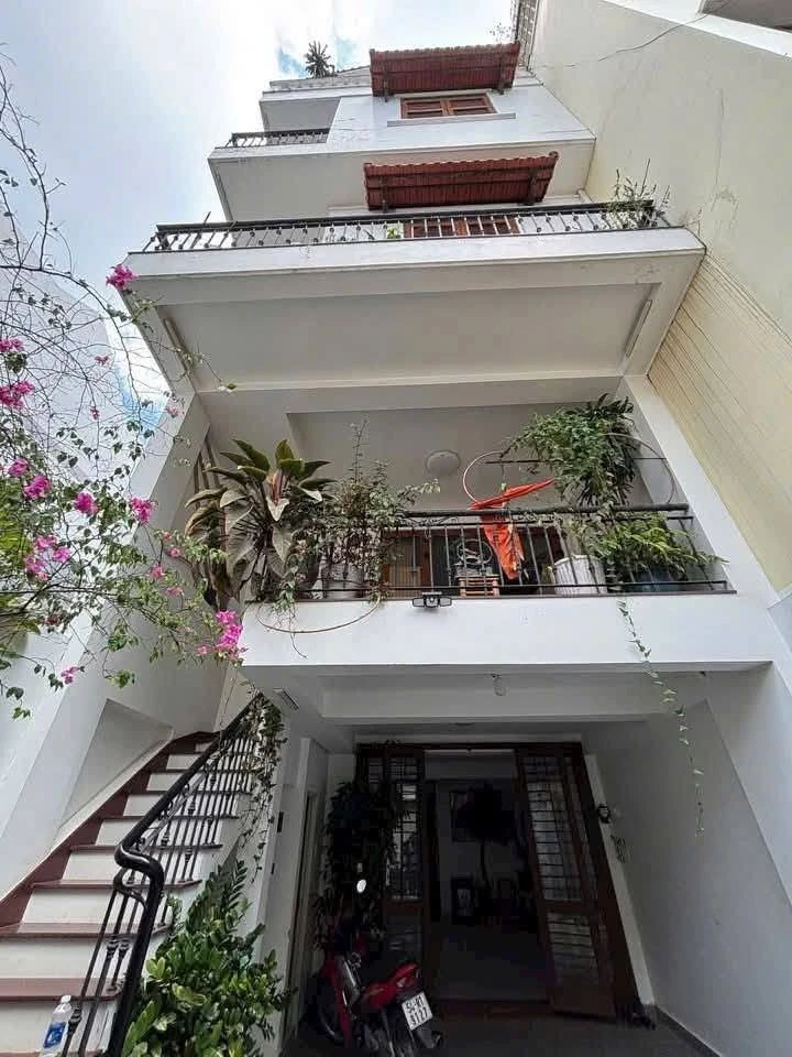 Bán nhà 5 tầng, thang máy, 8PN, 103m² Phú Nhuận - Ảnh 1