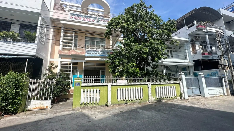 Bán nhà 3 tầng 10 phòng ngủ 218m² Phước Hòa Nha Trang