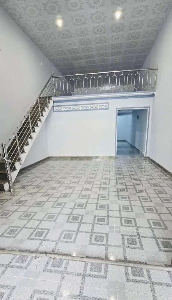 Bán nhà gác lửng Hóc Môn 210m² 2 PN 1 tỷ - Ảnh thu nhỏ 2