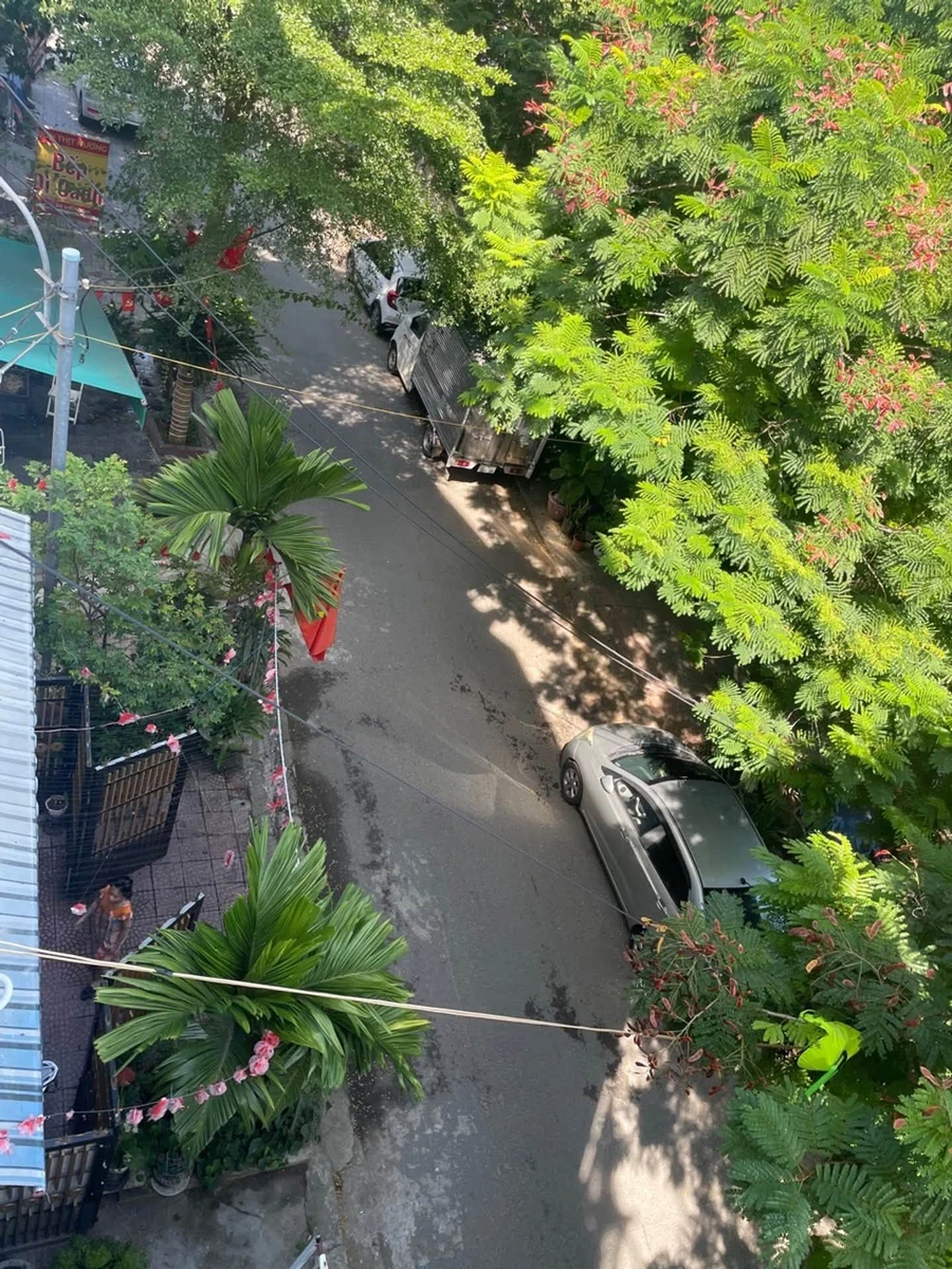 Nhà 3 tầng 54m² 5 phòng ngủ Hoàng Thị Loan gần 5 tỷ - Ảnh thu nhỏ 2
