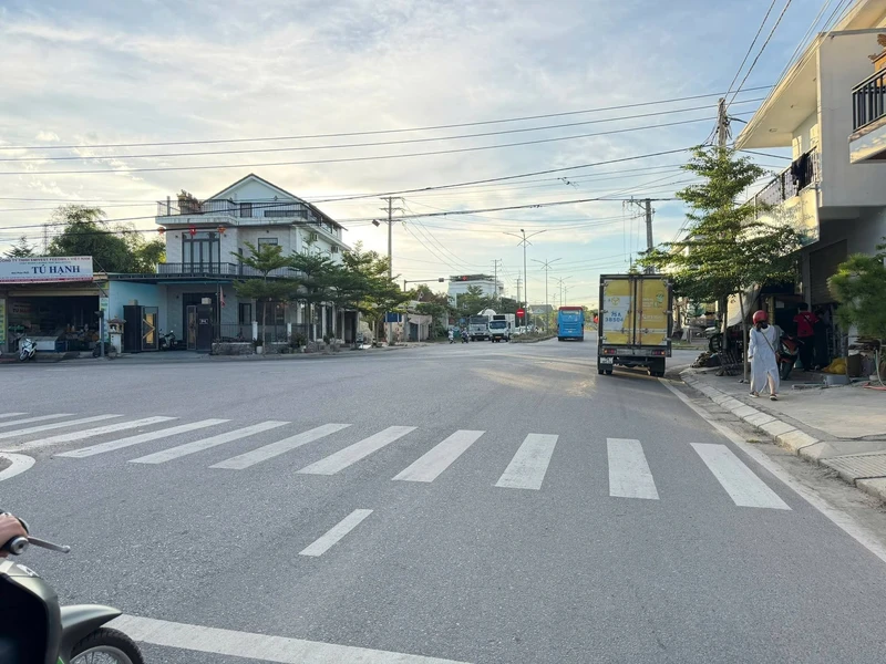 Bán nhà kiệt ô tô Trưng Nữ Vương, Huế, 104m², 2PN