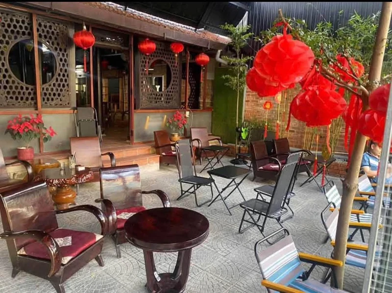 Bán nhà mặt tiền Lê Viết Lượng, Huế, 210m2, 80 triệu/m2