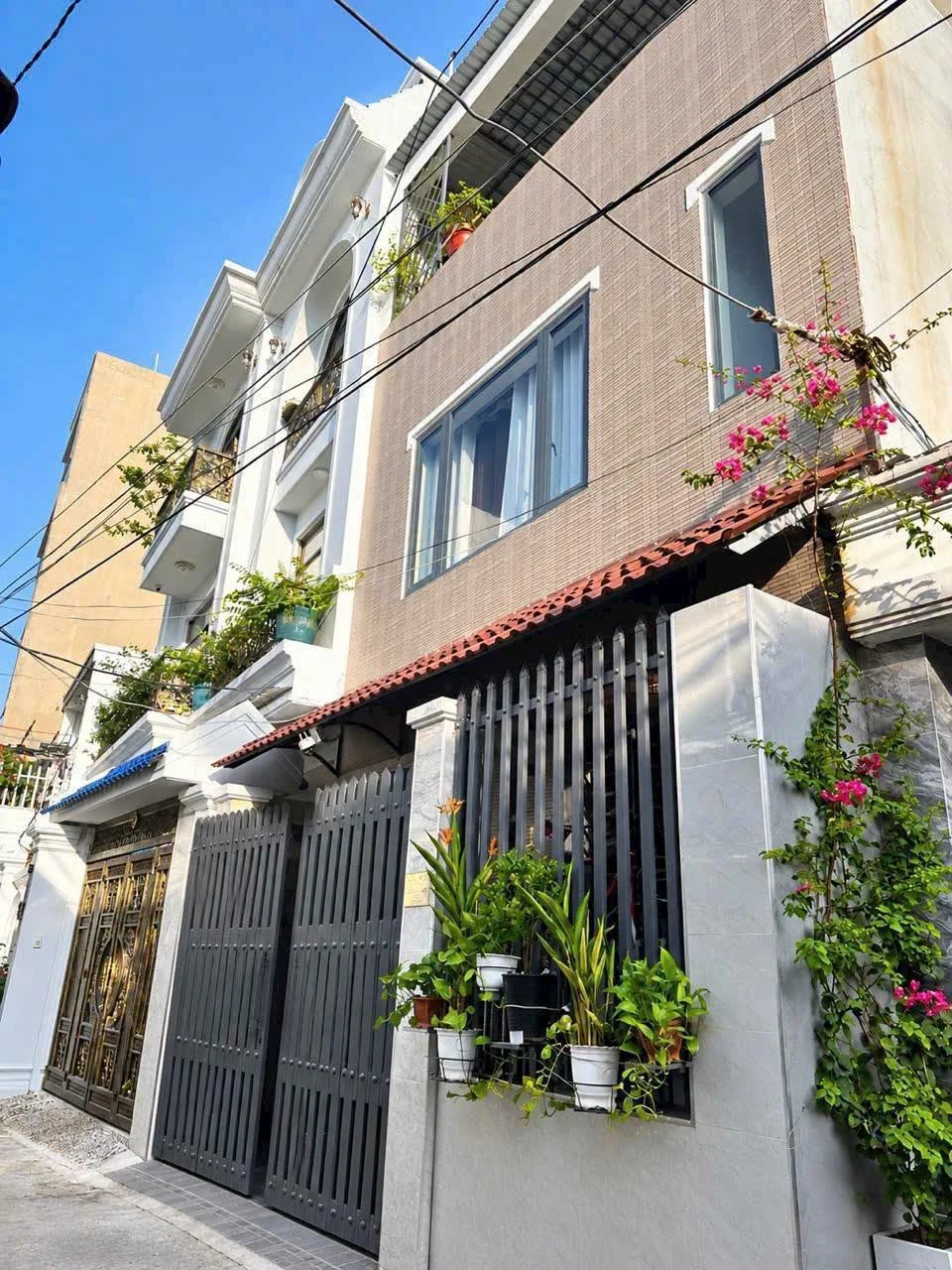 Bán nhà 1 trệt 2 lầu mới 49m2, 3PN 3WC đường Bacu, trung tâm Vũng Tàu, gần biển - Ảnh 1