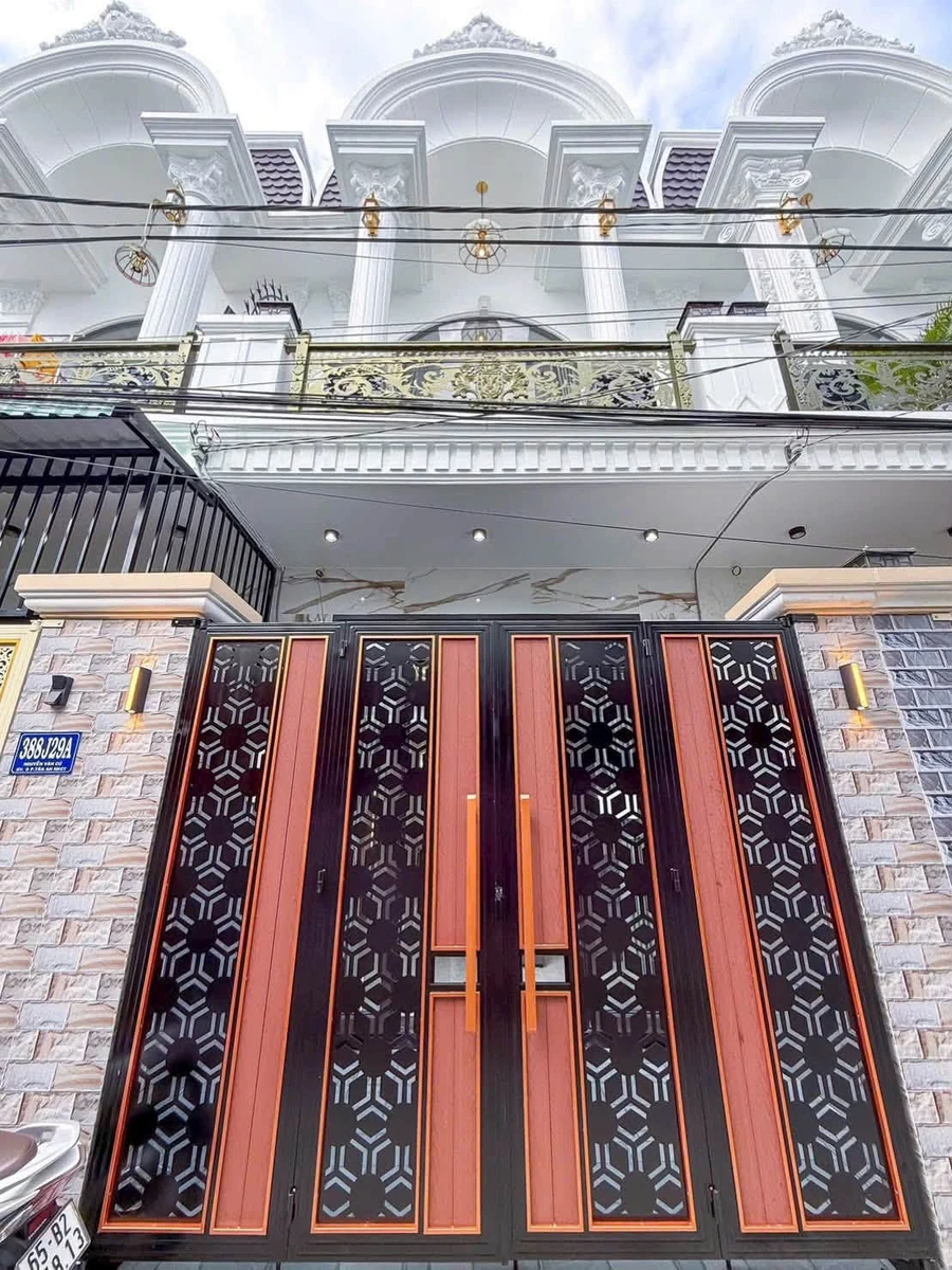Bán nhà trệt lầu 138m2, 3PN Nguyễn Văn Cừ, Cần Thơ - Ảnh 1