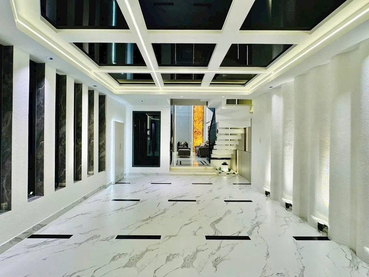 Nhà phố 5 tầng Chợ Gò Vấp 58.5m² 3PN thang máy 9.9 tỷ - Ảnh thu nhỏ 4