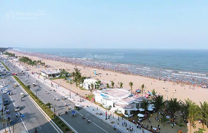 Gấp! Giảm thêm 2 tỷ thanh lý khách sạn VIP mặt biển Sầm Sơn giá giảm gần một nửa chủ cần xử lý gấp - Ảnh thu nhỏ 2