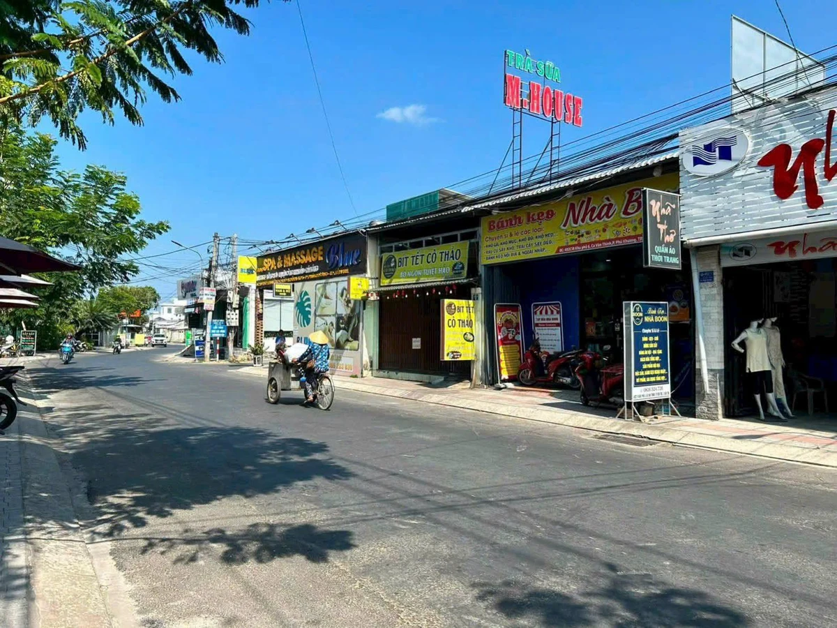 Bán nhà mặt tiền Ca Văn Thỉnh, 126 m², Bến Tre - Ảnh 1