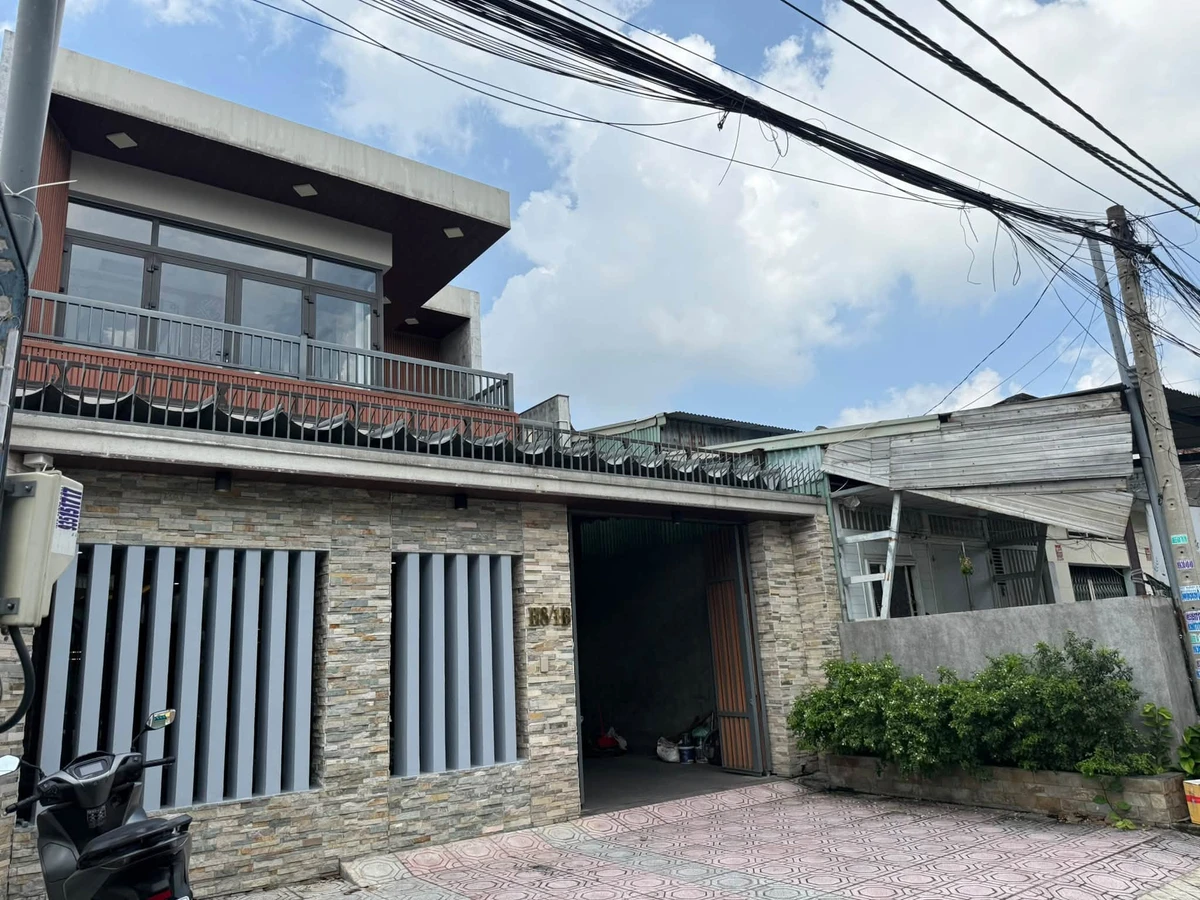 Bán Biệt Thự 200m2 gần Khu Dân Cư Tân Phong 7 tỷ 900 triệu - Ảnh thu nhỏ 2