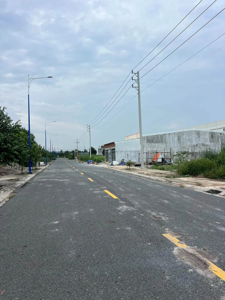 Bán đất Becamex 300m2 giá 1 tỷ 700 - Ảnh thu nhỏ 2