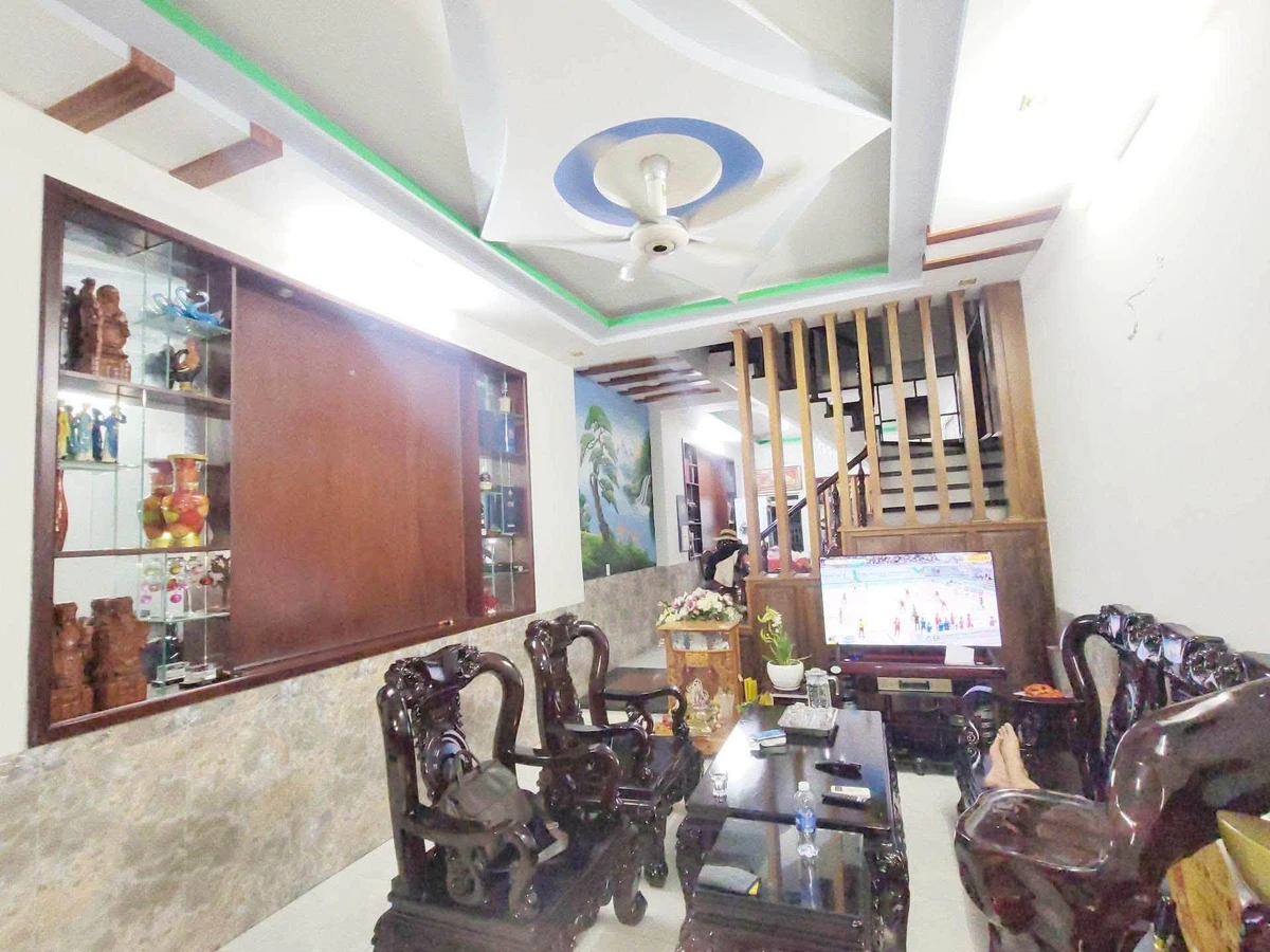 Bán nhà 76m2, 3 tầng Lý Thường Kiệt Dĩ An giá 6 tỷ - Ảnh thu nhỏ 3