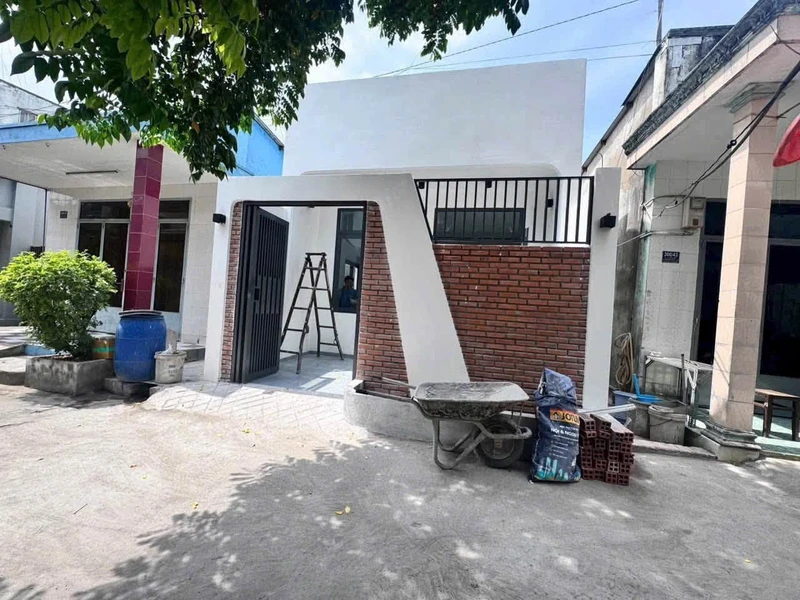 Bán nhà 1 trệt 1 lầu 3PN 2WC, 60m2 tại Phú Hòa, Thủ Dầu Một, Bình Dương, giá 3,8 tỷ thic