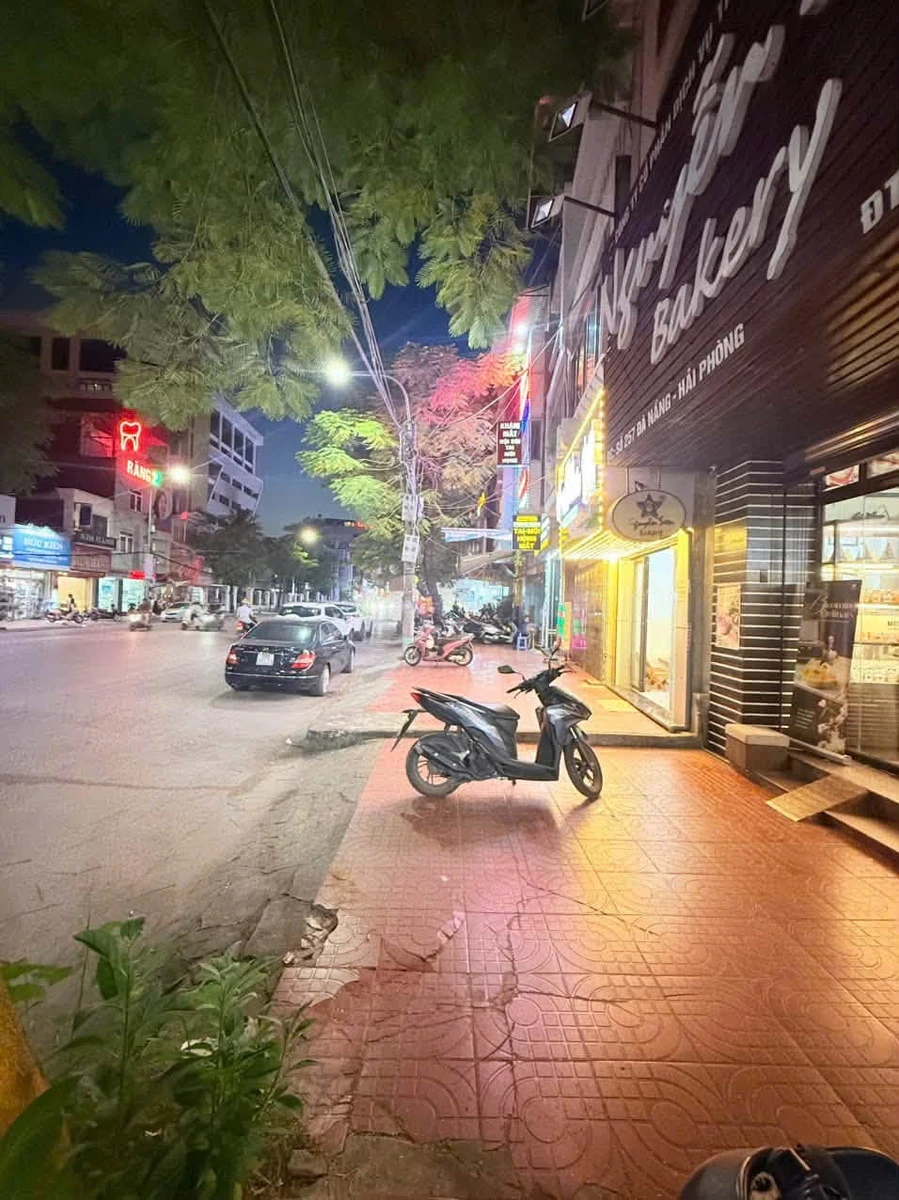 Bán nhà mặt đường Đà Nẵng 43m² 3 tầng 7,5 tỷ - Ảnh thu nhỏ 2