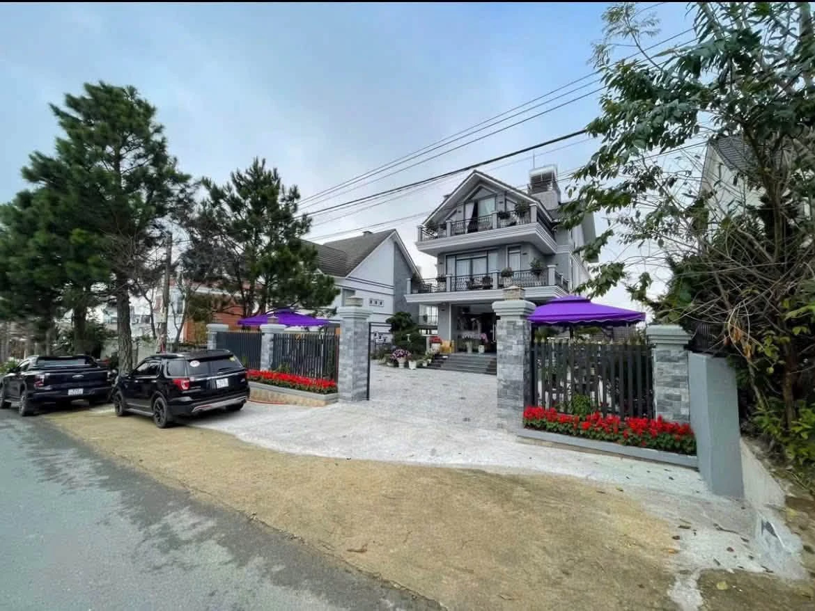 Bán villa mới 448m² 13PN Đường Lý Nam Đế Đà Lạt - Ảnh thu nhỏ 2