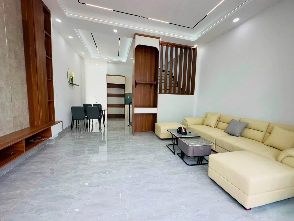 Bán nhà Phú Mỹ Thủ Dầu Một 75m2, giá 3 tỷ 250 triệu - Ảnh thu nhỏ 3