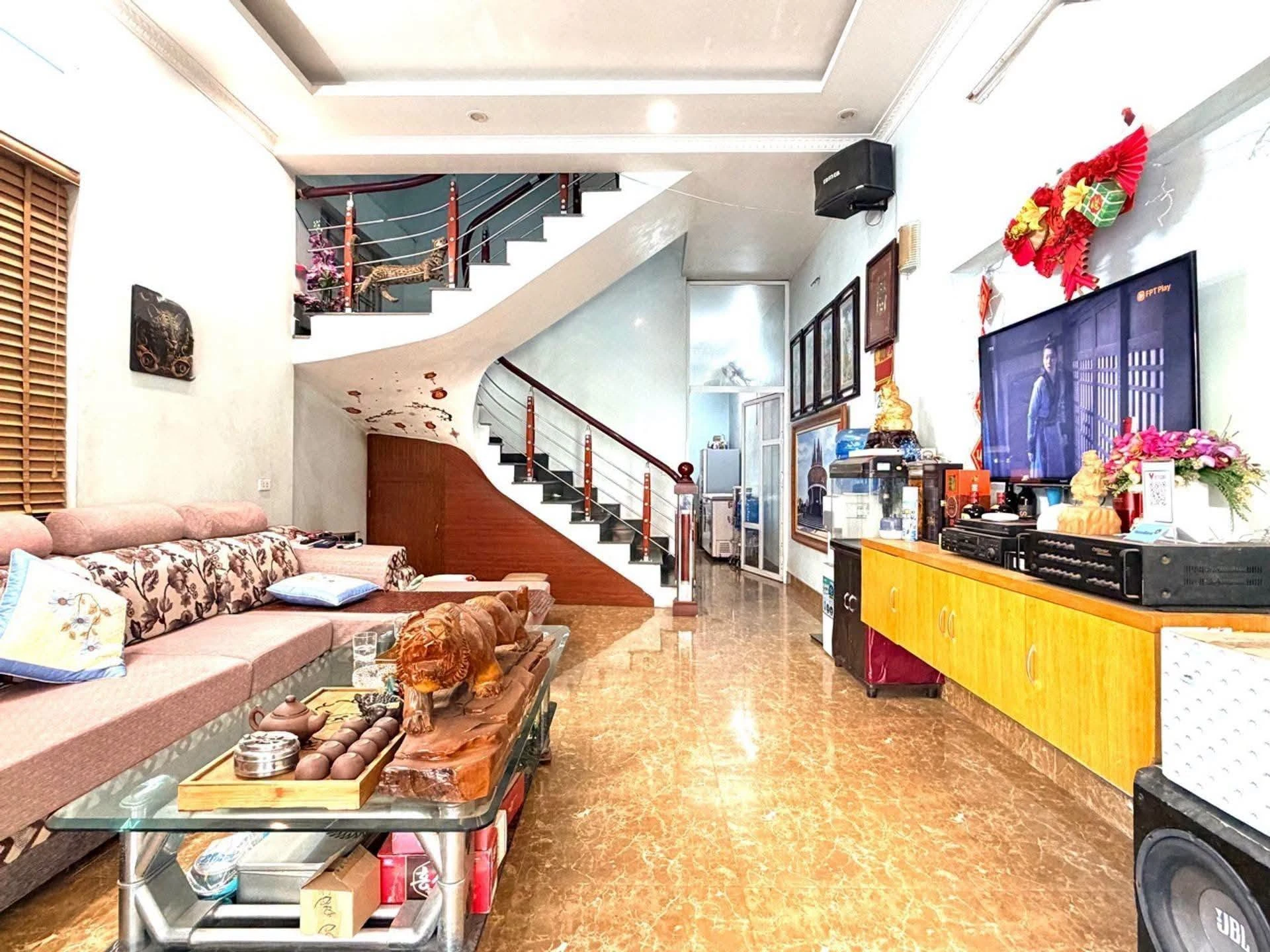 Bán nhà 3 tầng 110.6m2 gần bãi tắm cột 8, Nhà Bè - Ảnh 1