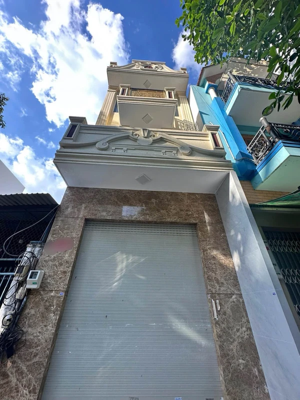 Bán nhà mặt tiền Trần Hưng Đạo, Tân Phú, 93.9m², 15.5 tỷ
