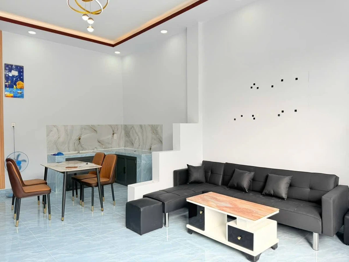 Bán nhà 2PN 66m2 sổ hồng riêng gần KCN Tây Ninh giá 1 tỷ 1 - Ảnh thu nhỏ 2