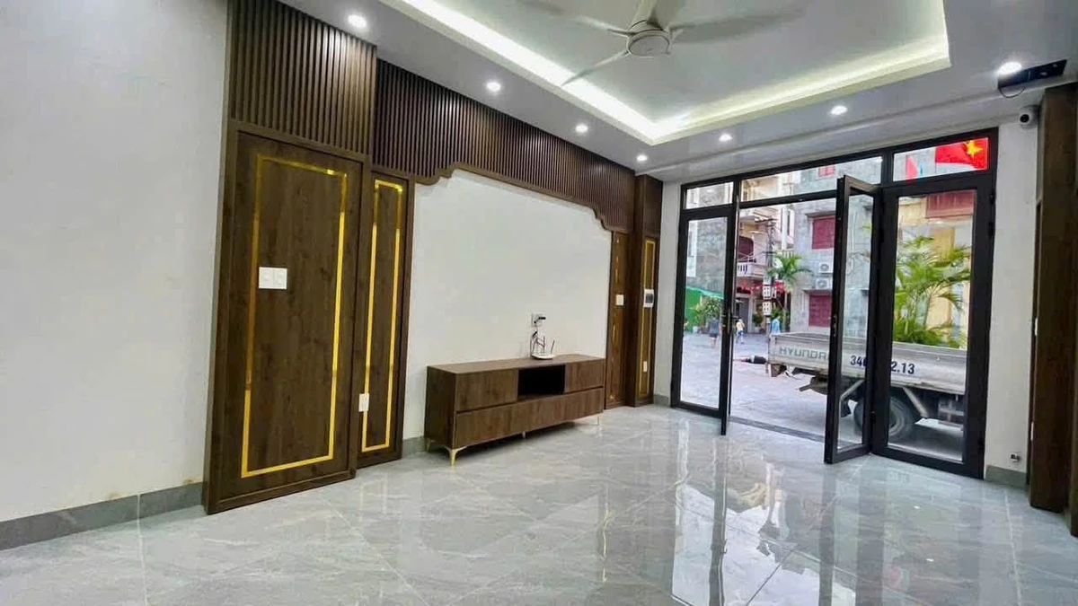 Bán nhà 4 phòng ngủ 42m2 phố Nguyễn Hữu Cầu Hải Dương - Ảnh thu nhỏ 2